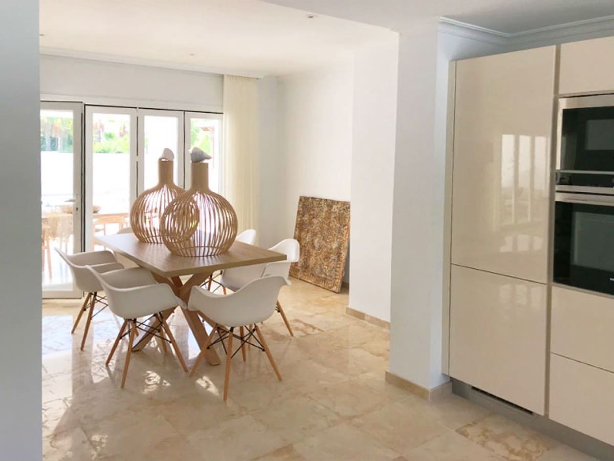 4 camera da letto Villa in vendita in Marbella con piscina - 1.395.000 € (Rif: 9553536)