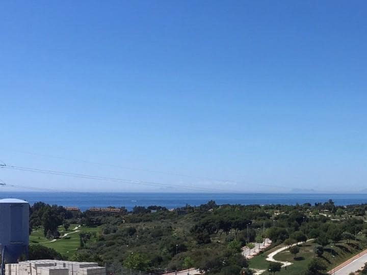 4 quarto Moradia para venda em Marbella com piscina - 1 485 000 € (Ref: 9553549)