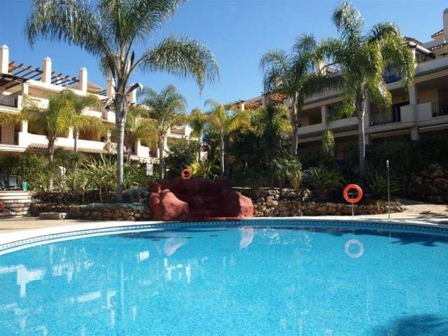 3 soveværelse Lejlighed til salg i Marbella med swimmingpool garage - € 379.500 (Ref: 9553564)