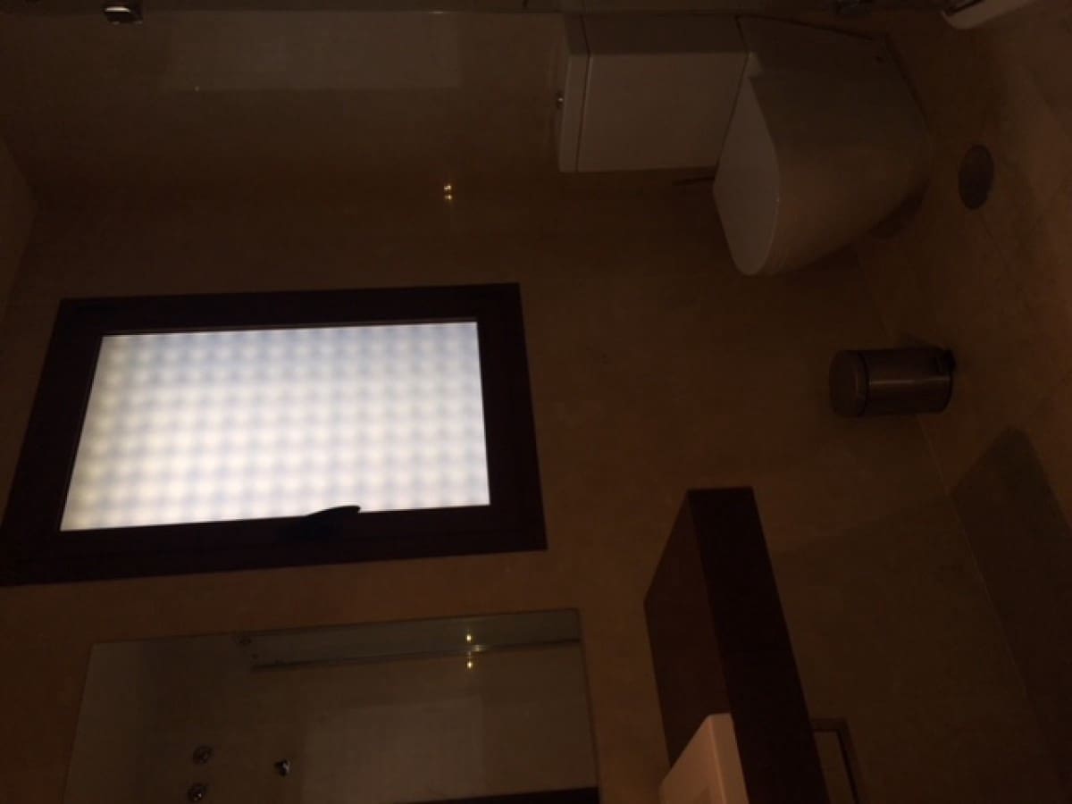 Apartamento de 3 habitaciones en Puerto Banus en venta con piscina garaje - 525.000 € (Ref: 9553567)