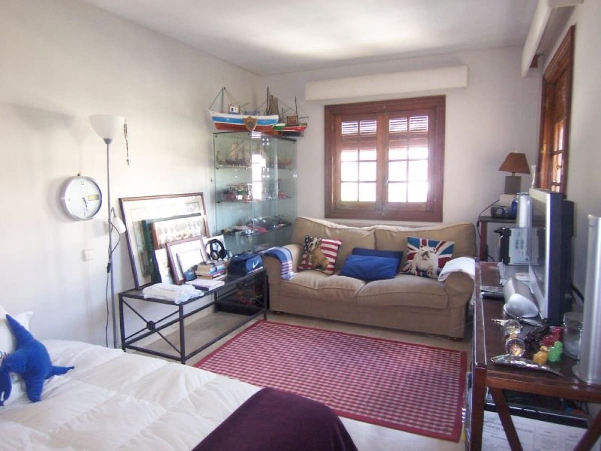 4 slaapkamer Villa te koop in Marbella met zwembad - € 895.000 (Ref: 9553568)