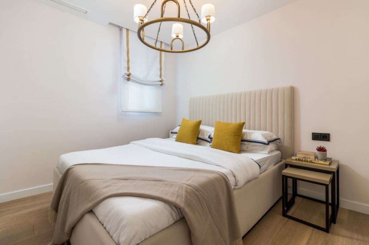 4 soverom Leilighet til salgs i Golden Mile med svømmebasseng garasje - € 895 000 (Ref: 9553573)