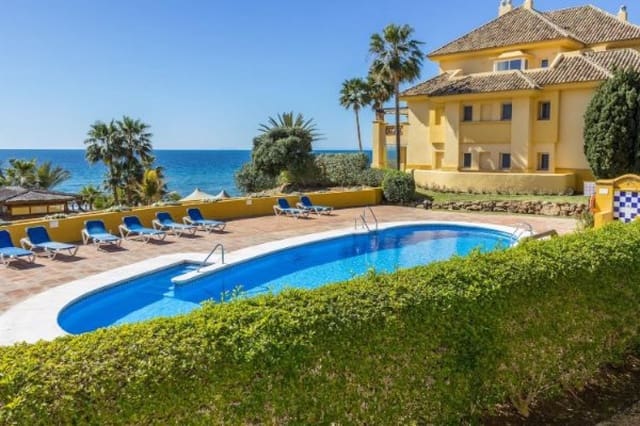 Apartamento de 3 habitaciones en Marbella en venta con piscina garaje - 1.500.000 € (Ref: 9553590)