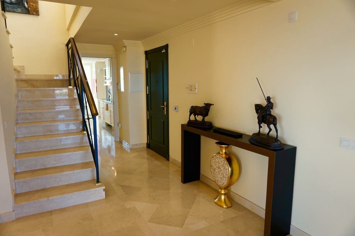 3 sovrum Takvåning till salu i Marbella med pool garage - 875 000 € (Ref: 9553595)