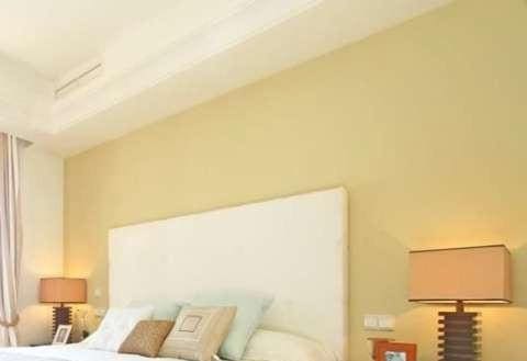 Apartamento de 3 habitaciones en Puerto Banus en venta con piscina - 900.000 € (Ref: 9553596)