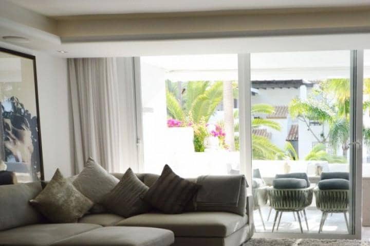 2 soverom Leilighet til salgs i Golden Mile med svømmebasseng garasje - € 2 500 000 (Ref: 9553601)