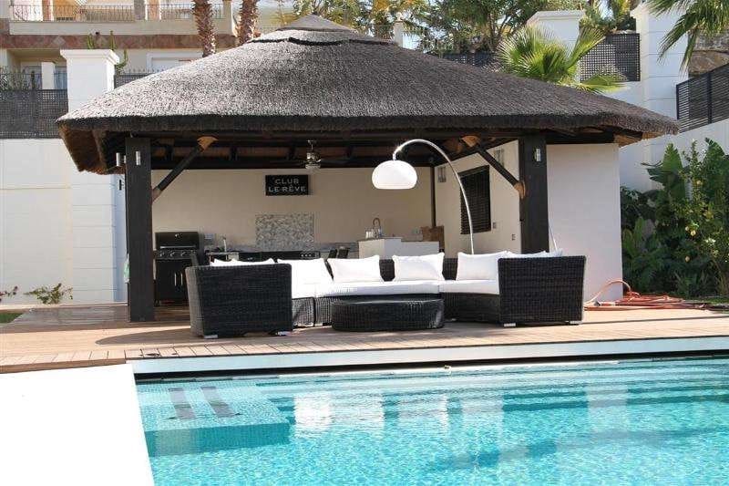 Chalet de 5 habitaciones en Benahavís en venta con piscina garaje - 3.995.000 € (Ref: 9553602)