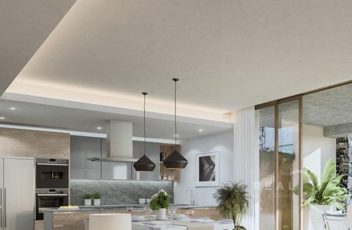 3 bedroom Apartment for sale in Marbella with pool garage - € 565,000 (Ref: 9553605)