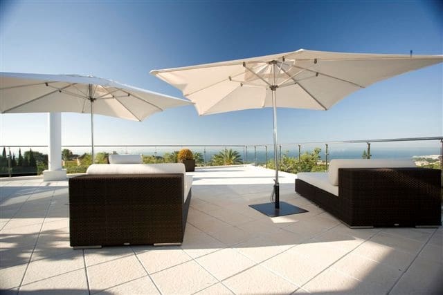 3 sypialnia Dom na sprzedaż w Marbella z basenem garażem - 1 360 000 € (Ref: 9553607)