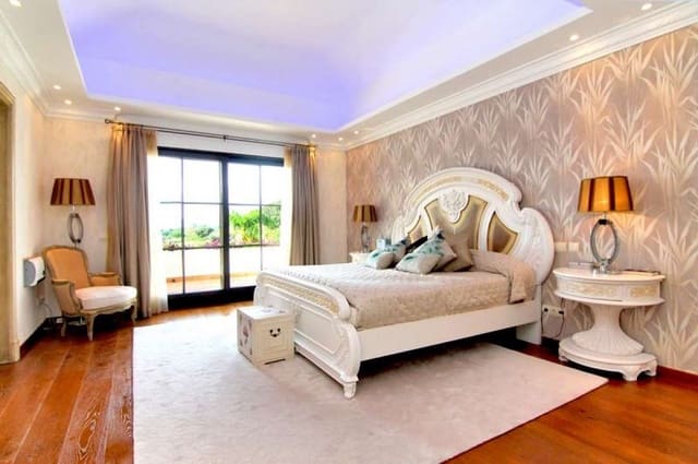 6 bedroom Villa for sale in Benahavís with pool garage - € 3,195,000 (Ref: 9553612)