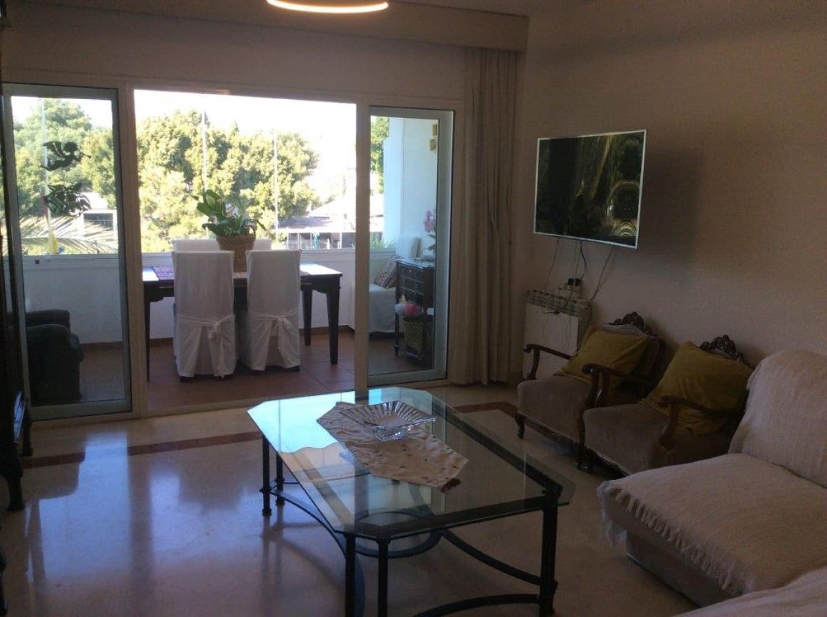 3 soveværelse Penthouse til salg i Marbella med swimmingpool garage - € 390.000 (Ref: 9553637)
