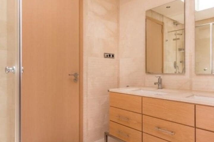 2 soveværelse Lejlighed til salg i Marbella med swimmingpool garage - € 895.000 (Ref: 9553660)