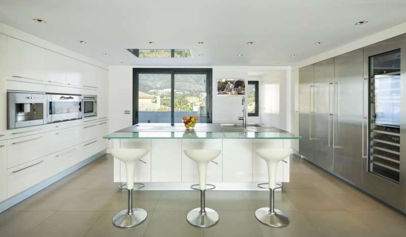 5 soverom Penthouse til salgs i Golden Mile med svømmebasseng garasje - € 2 195 000 (Ref: 9553665)