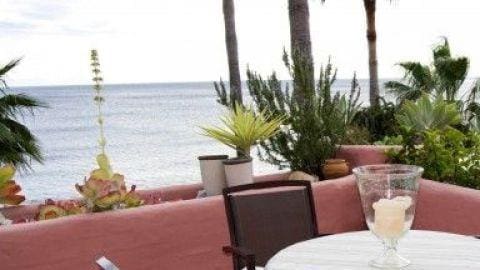 Ático de 3 habitaciones en Estepona en venta con piscina - 1.445.000 € (Ref: 9553667)