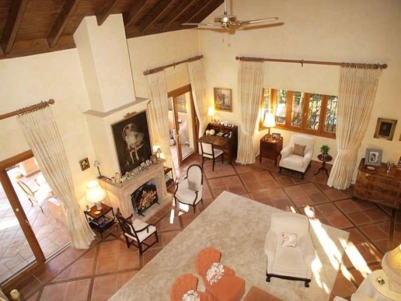 10 soveværelse Finca/Landehus til salg i Marbella med swimmingpool - € 2.600.000 (Ref: 9553677)