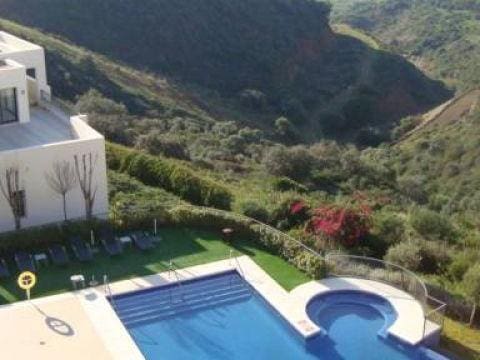 3 soveværelse Lejlighed til salg i Marbella med swimmingpool - € 475.000 (Ref: 9553681)