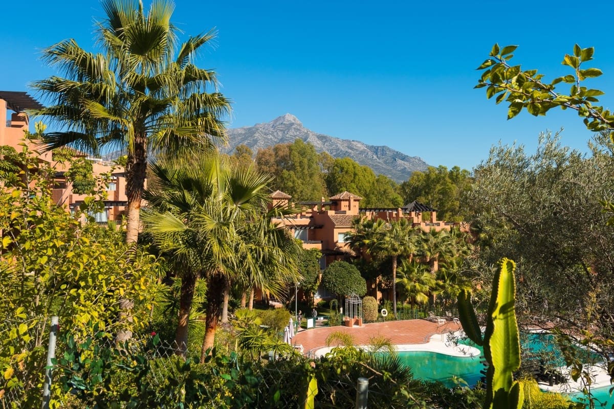 3 soveværelse Lejlighed til salg i Marbella med swimmingpool garage - € 451.000 (Ref: 9553684)