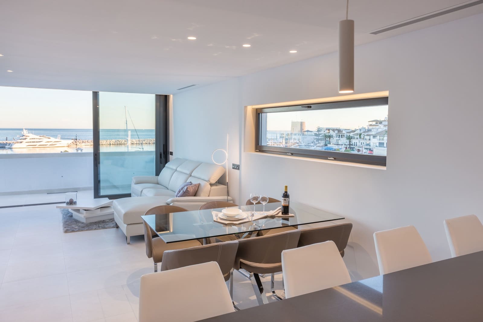 2 quarto Penthouse para venda em Puerto Banus com piscina garagem - 999 000 € (Ref: 9553706)