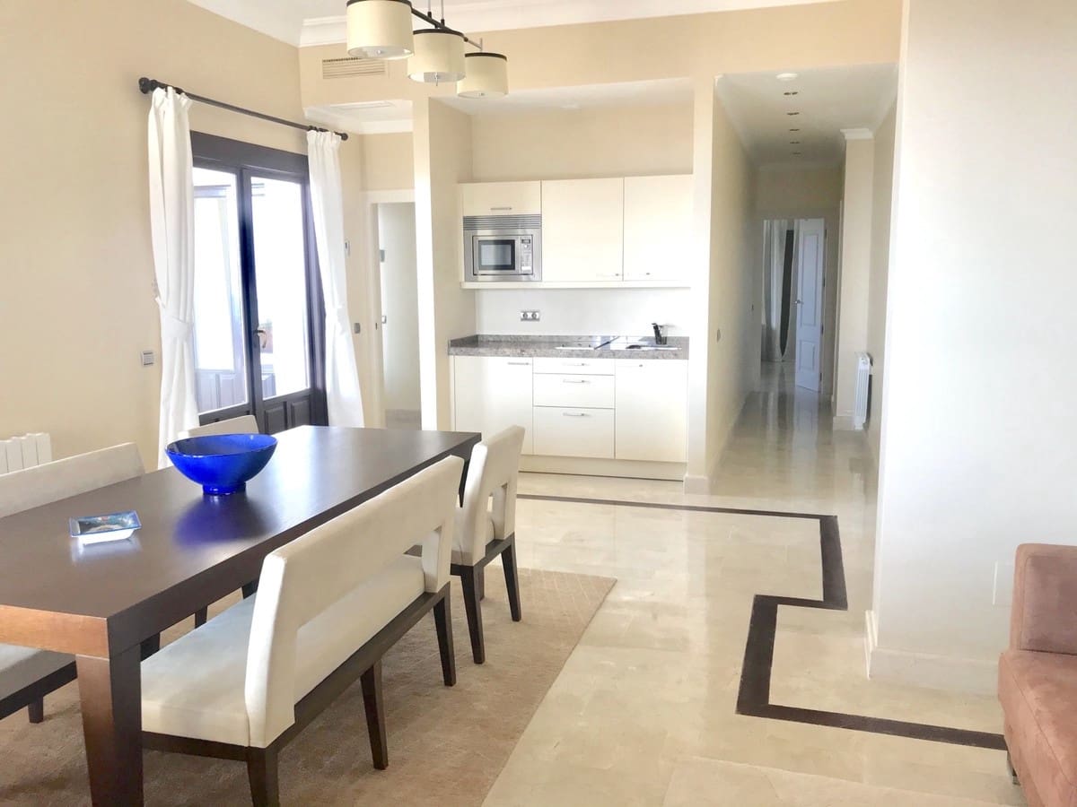 6 bedroom Villa for sale in Benahavis with pool garage - € 3,450,000 (Ref: 9553711)