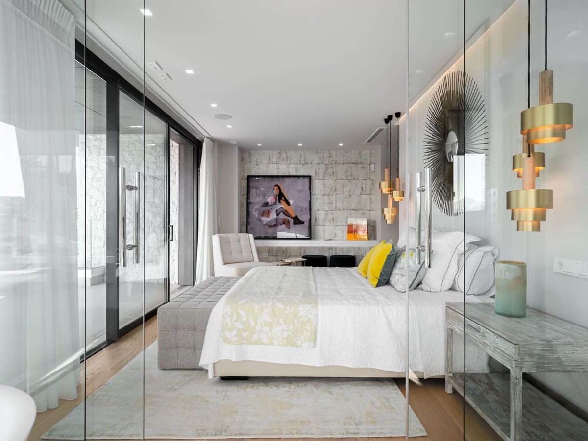 5 sypialnia Willa na sprzedaż w Nueva Andalucia z basenem garażem - 3 500 000 € (Ref: 9553713)