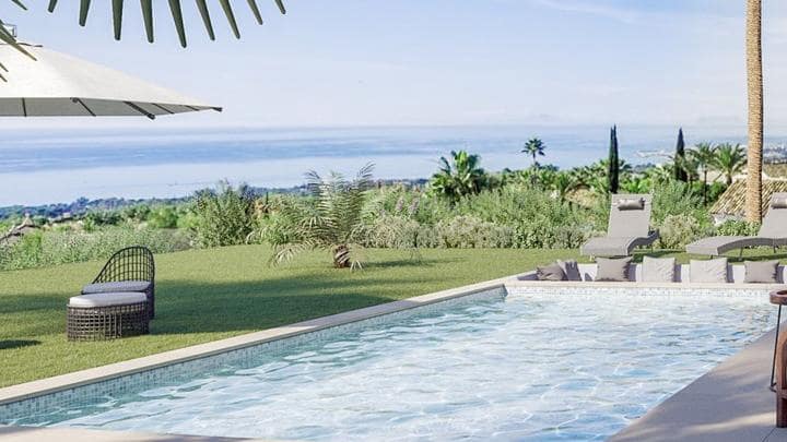 3 slaapkamer Villa te koop in Manilva met zwembad garage - € 525.000 (Ref: 9553714)