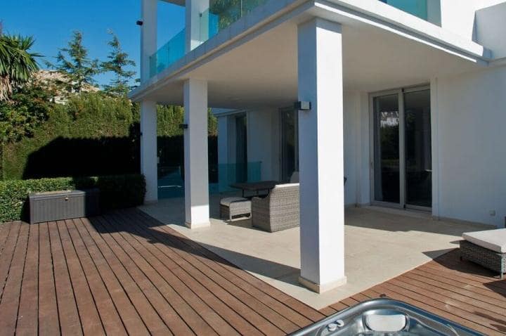 4 camera da letto Villa in vendita in Marbella con piscina garage - 1.995.000 € (Rif: 9553731)