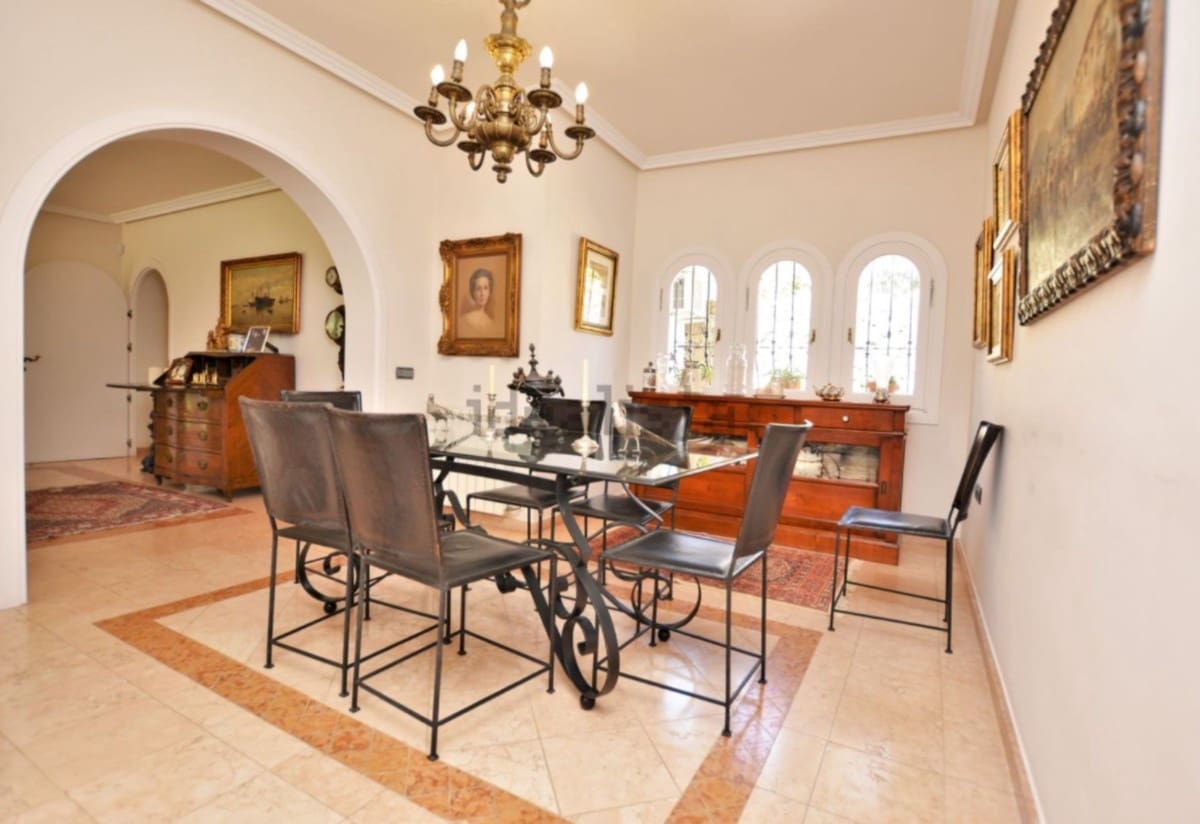 3 slaapkamer Villa te koop in Marbella met zwembad garage - € 2.950.000 (Ref: 9553737)