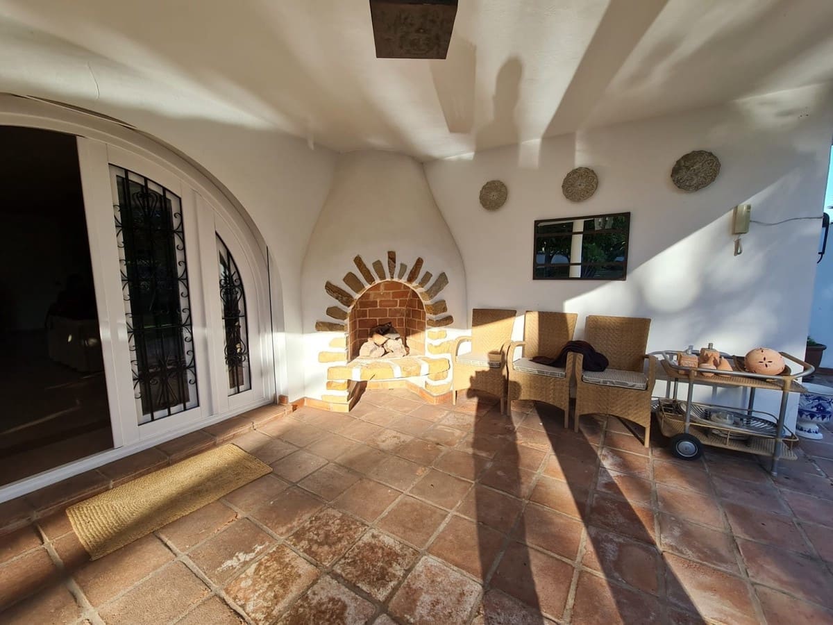 3 slaapkamer Villa te koop in Marbella met zwembad garage - € 2.950.000 (Ref: 9553737)