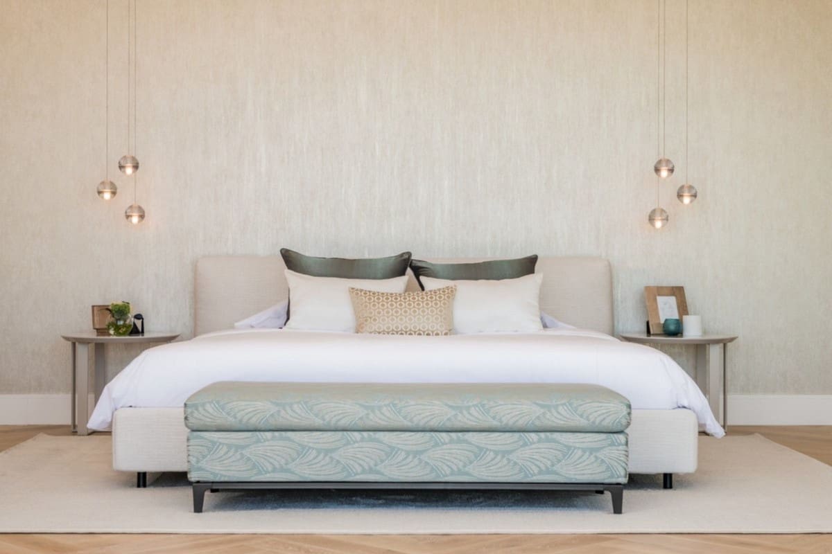 4 slaapkamer Villa te koop in El Paraiso met zwembad garage - € 3.650.000 (Ref: 9553765)