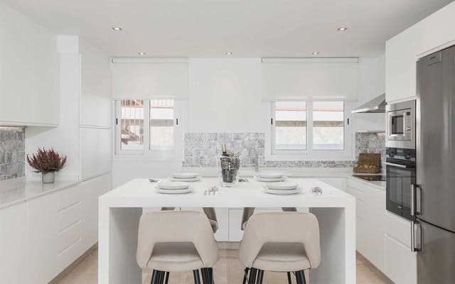 3 soveværelse Lejlighed til salg i Marbella med swimmingpool garage - € 320.000 (Ref: 9553777)