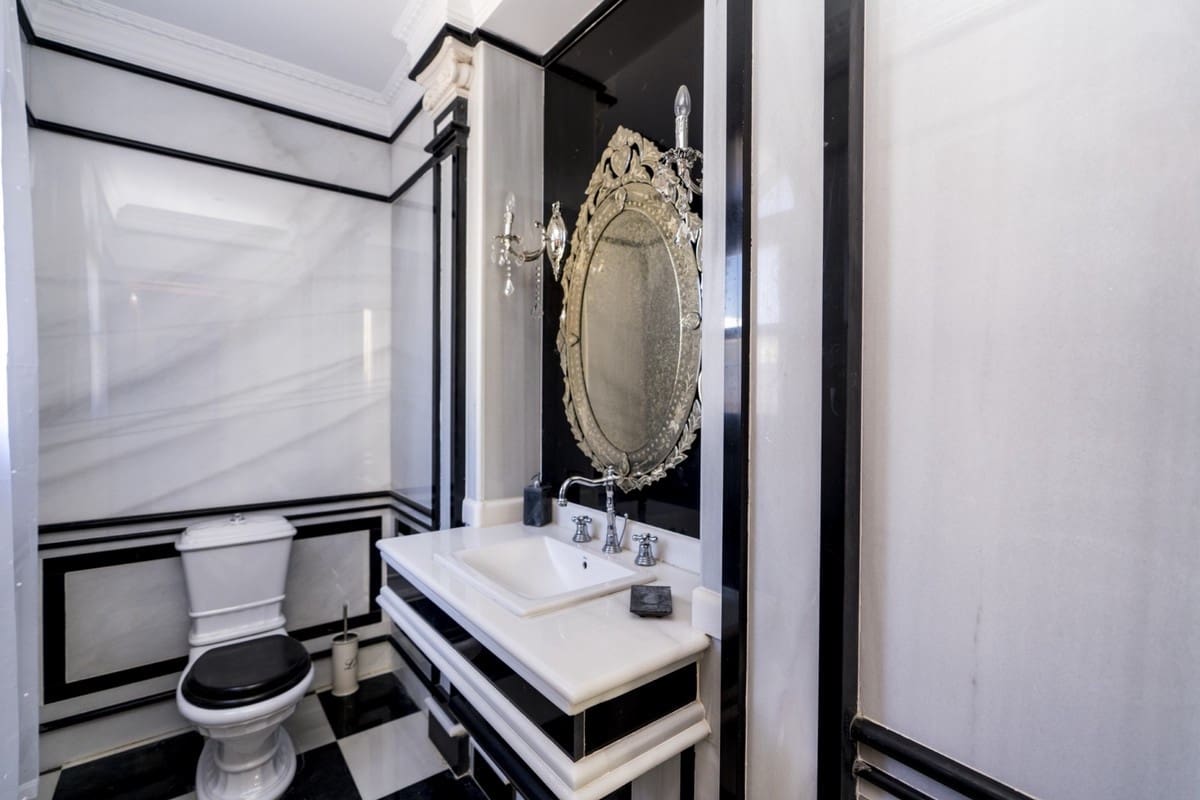 9 chambre Villa/Maison à vendre à Estepona avec piscine garage - 2 900 000 € (Ref: 9553782)