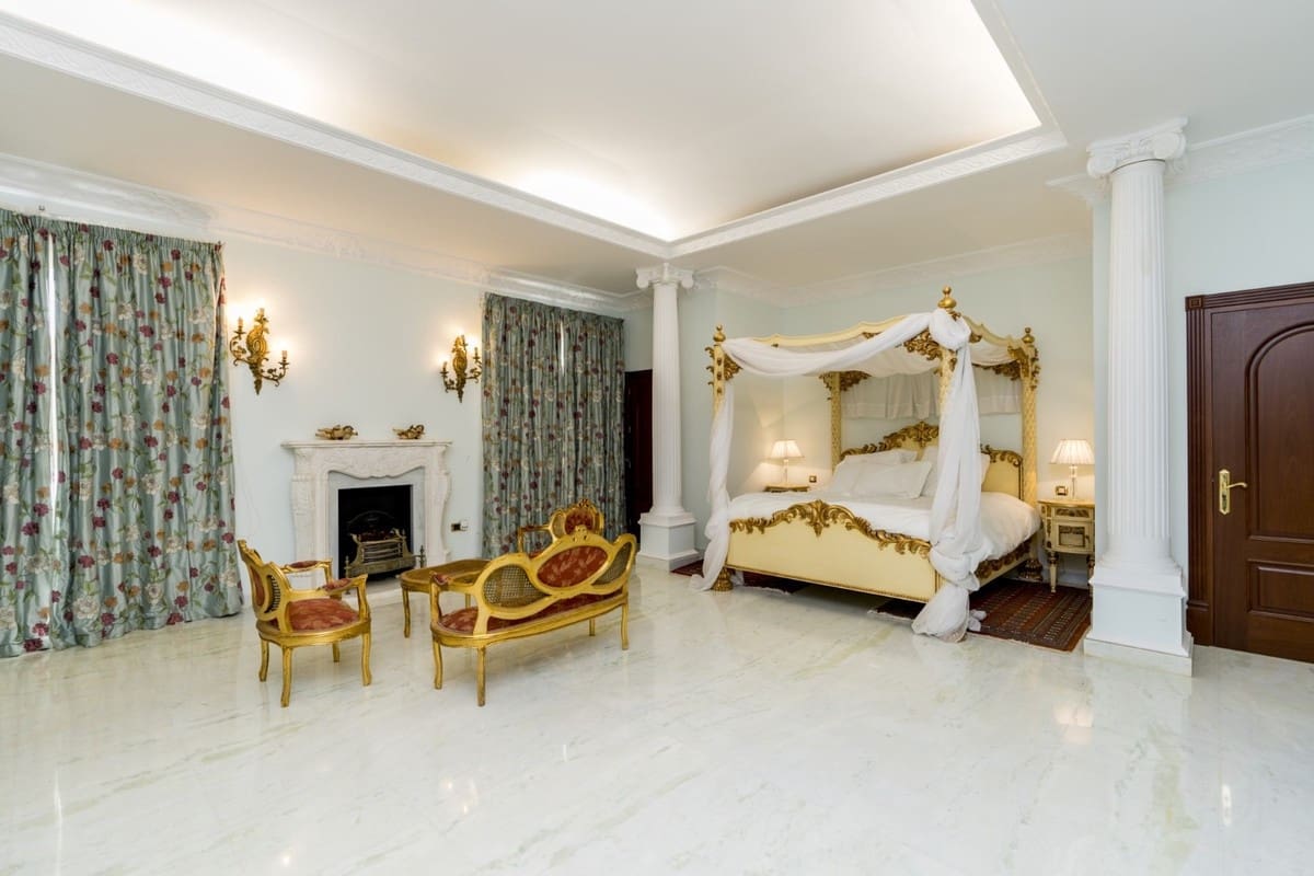 9 chambre Villa/Maison à vendre à Estepona avec piscine garage - 2 900 000 € (Ref: 9553782)