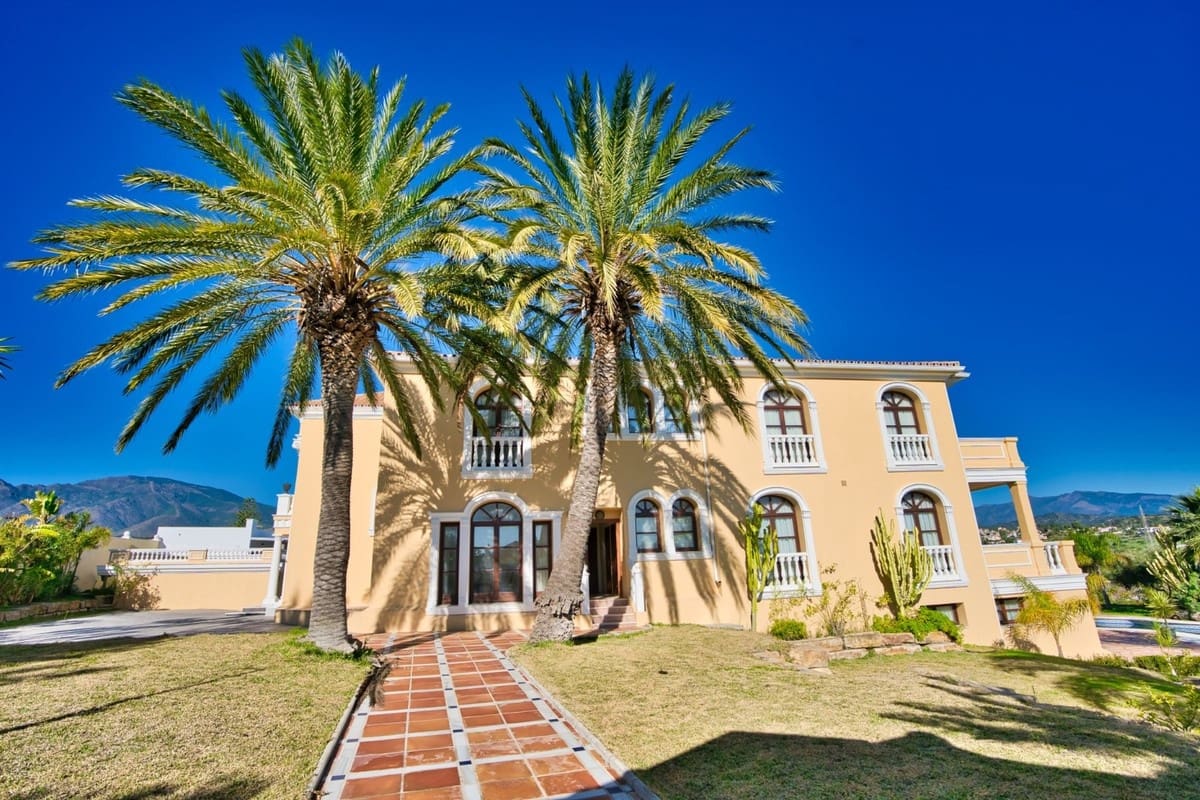 9 chambre Villa/Maison à vendre à Estepona avec piscine garage - 2 900 000 € (Ref: 9553782)