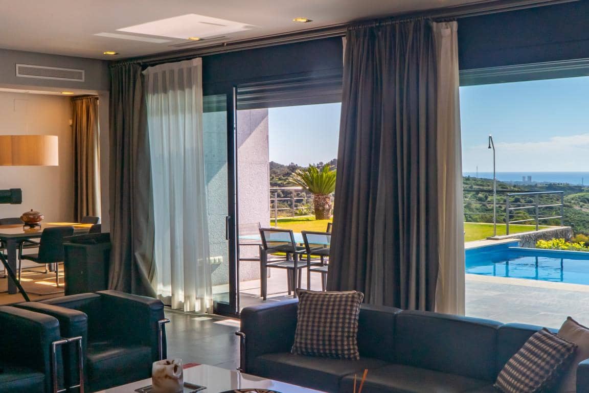 5 bedroom Villa for sale in Marbella with pool garage - € 3,500,000 (Ref: 9553795)