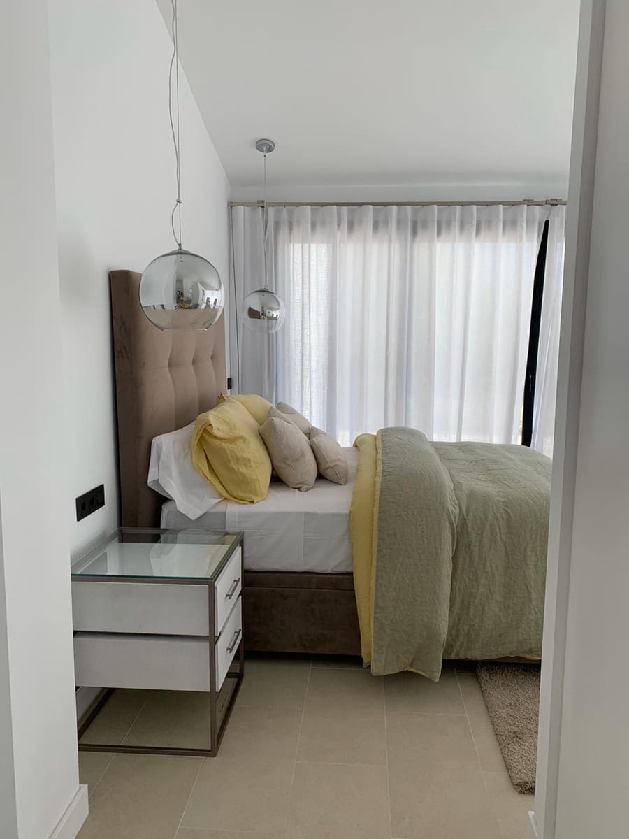 4 Zimmer Villa zu verkaufen in San Pedro de Alcantara mit Pool Garage - 1.499.000 € (Ref: 9553800)