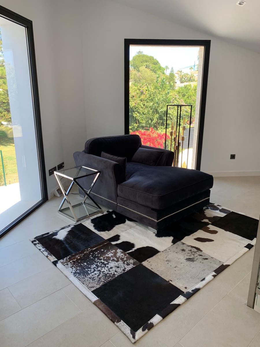 4 Zimmer Villa zu verkaufen in San Pedro de Alcantara mit Pool Garage - 1.499.000 € (Ref: 9553800)