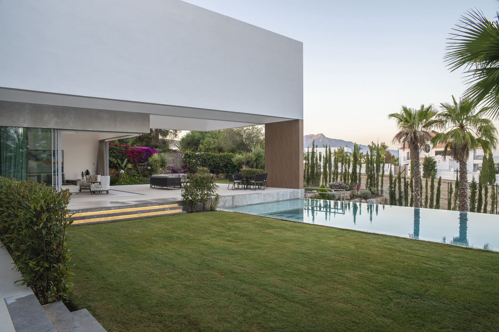 5 quarto Moradia para venda em Marbella com piscina garagem - 3 200 000 € (Ref: 9553801)