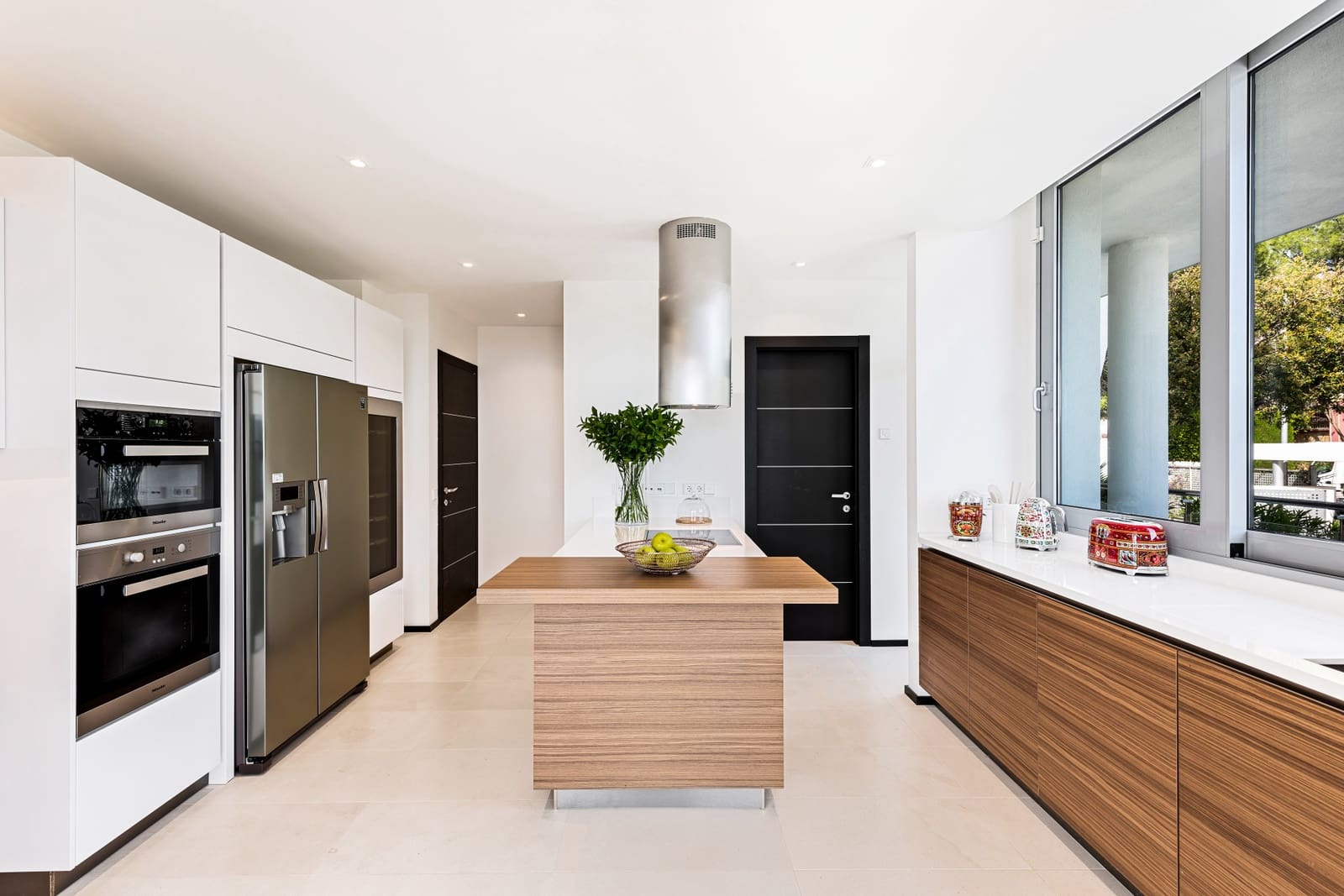 3 soveværelse Villa til salg i Marbella med swimmingpool garage - € 3.100.000 (Ref: 9553804)