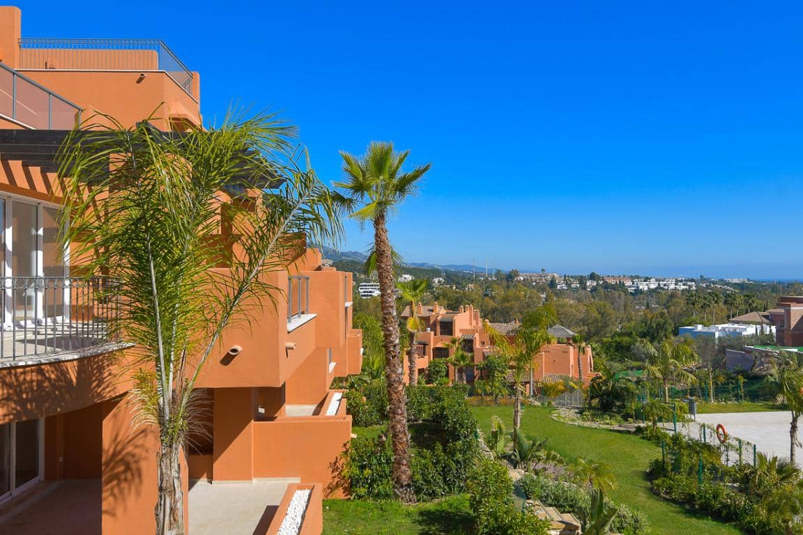 Apartamento de 3 habitaciones en Marbella en venta con piscina garaje - 465.000 € (Ref: 9553825)