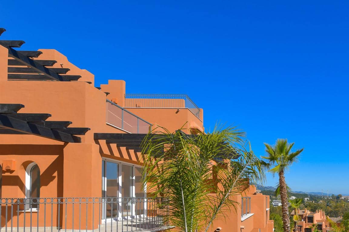 Apartamento de 3 habitaciones en Marbella en venta con piscina garaje - 465.000 € (Ref: 9553825)