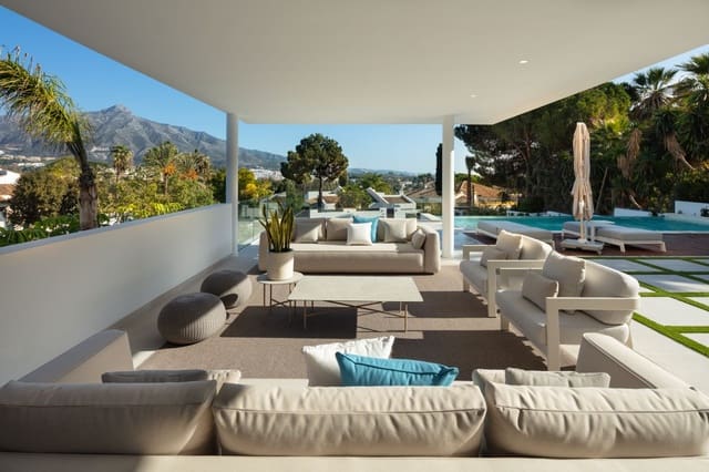 Chalet de 5 habitaciones en Marbella en venta con piscina garaje - 4.195.000 € (Ref: 9553831)