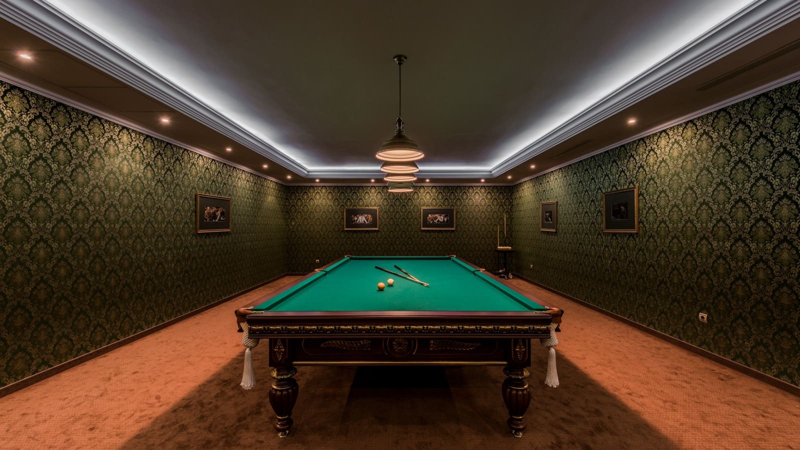 Chalet de 7 habitaciones en Marbella en venta con piscina garaje - 6.700.000 € (Ref: 9553838)