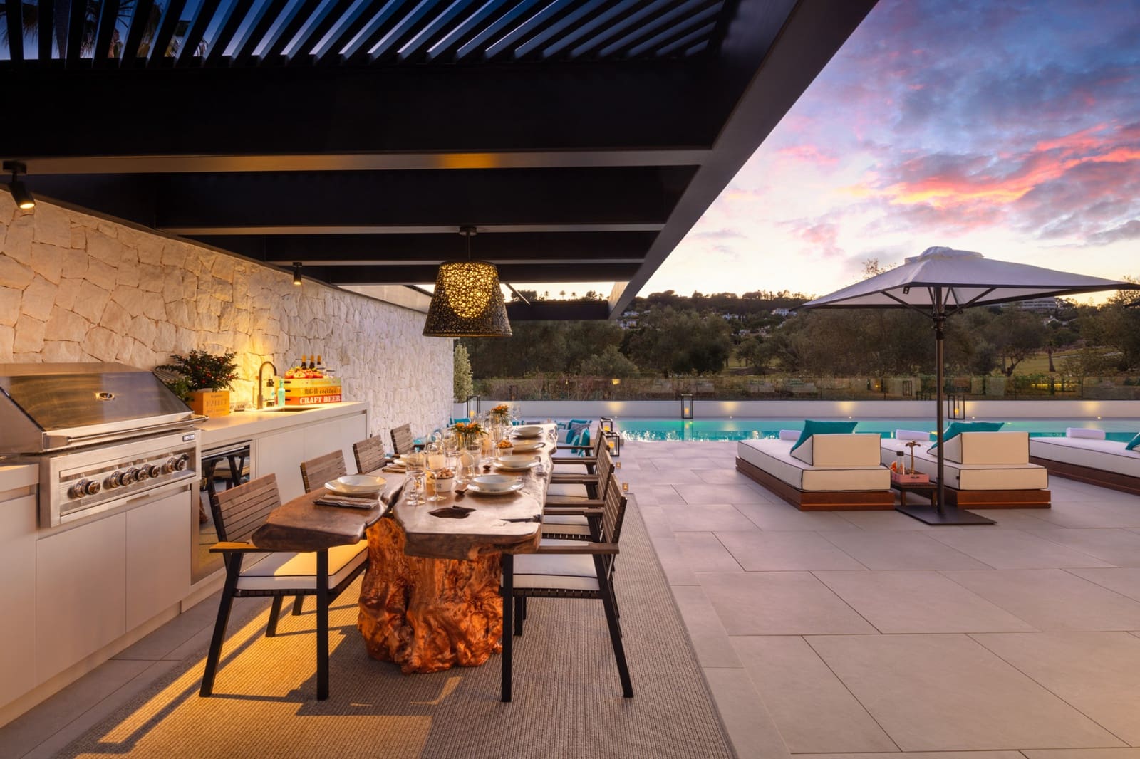 Chalet de 5 habitaciones en Nueva Andalucia en venta con piscina garaje - 4.995.000 € (Ref: 9553851)