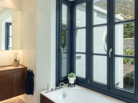 Chalet de 7 habitaciones en Marbella en venta con piscina garaje - 12.500.000 € (Ref: 9553865)