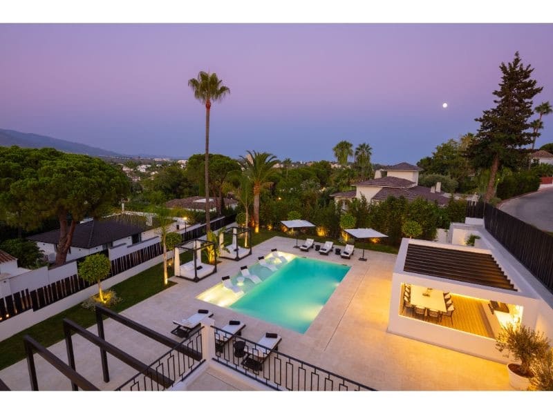 Chalet de 5 habitaciones en Marbella en venta con piscina garaje - 4.995.000 € (Ref: 9553884)