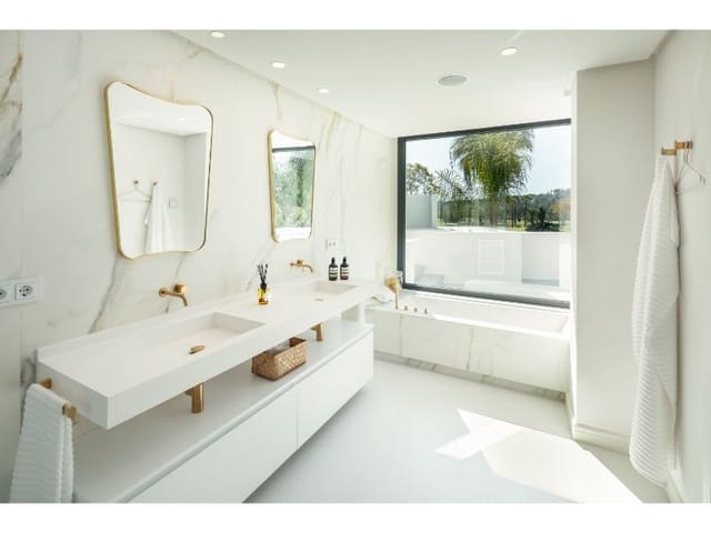 5 camera da letto Villa in vendita in Marbella con piscina garage - 4.595.000 € (Rif: 9553885)