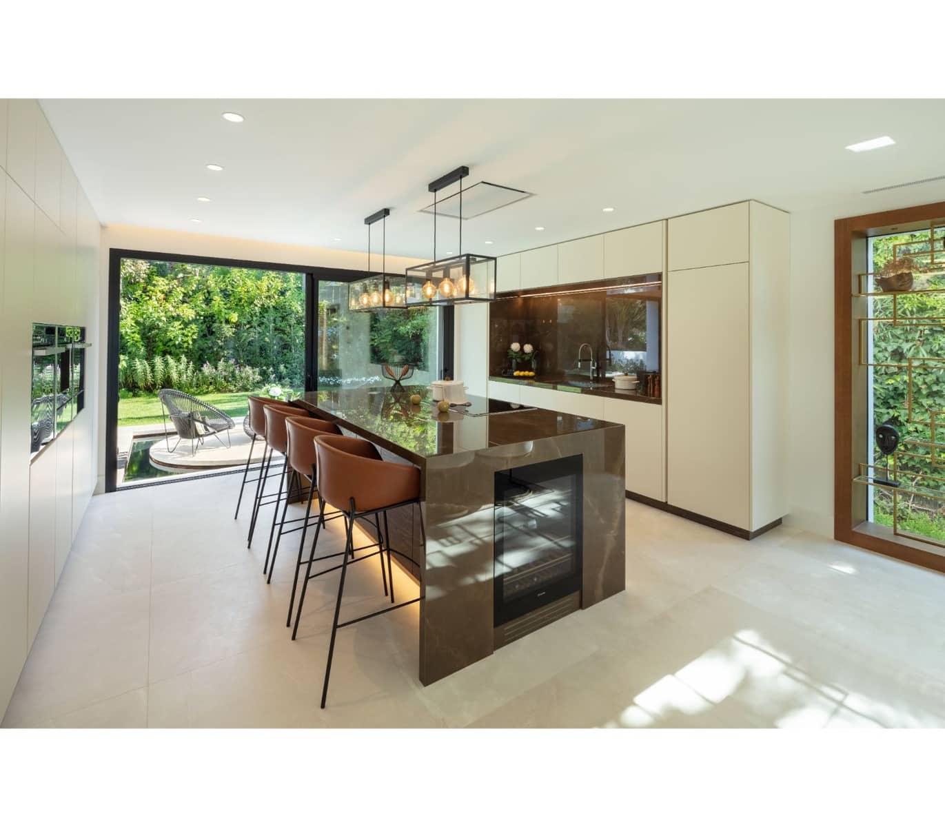 Chalet de 6 habitaciones en Marbella en venta con piscina garaje - 5.500.000 € (Ref: 9553897)