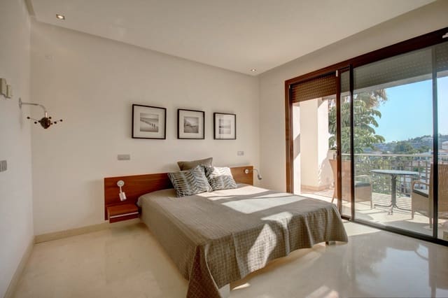 3 soveværelse Lejlighed til salg i Marbella med swimmingpool garage - € 1.175.000 (Ref: 9553908)