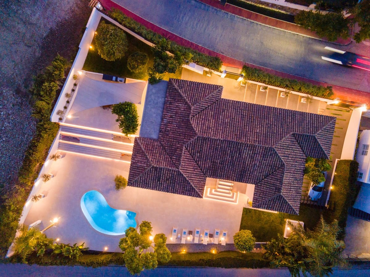 4 soveværelse Villa til salg i Marbella med swimmingpool garage - € 3.995.000 (Ref: 9553929)