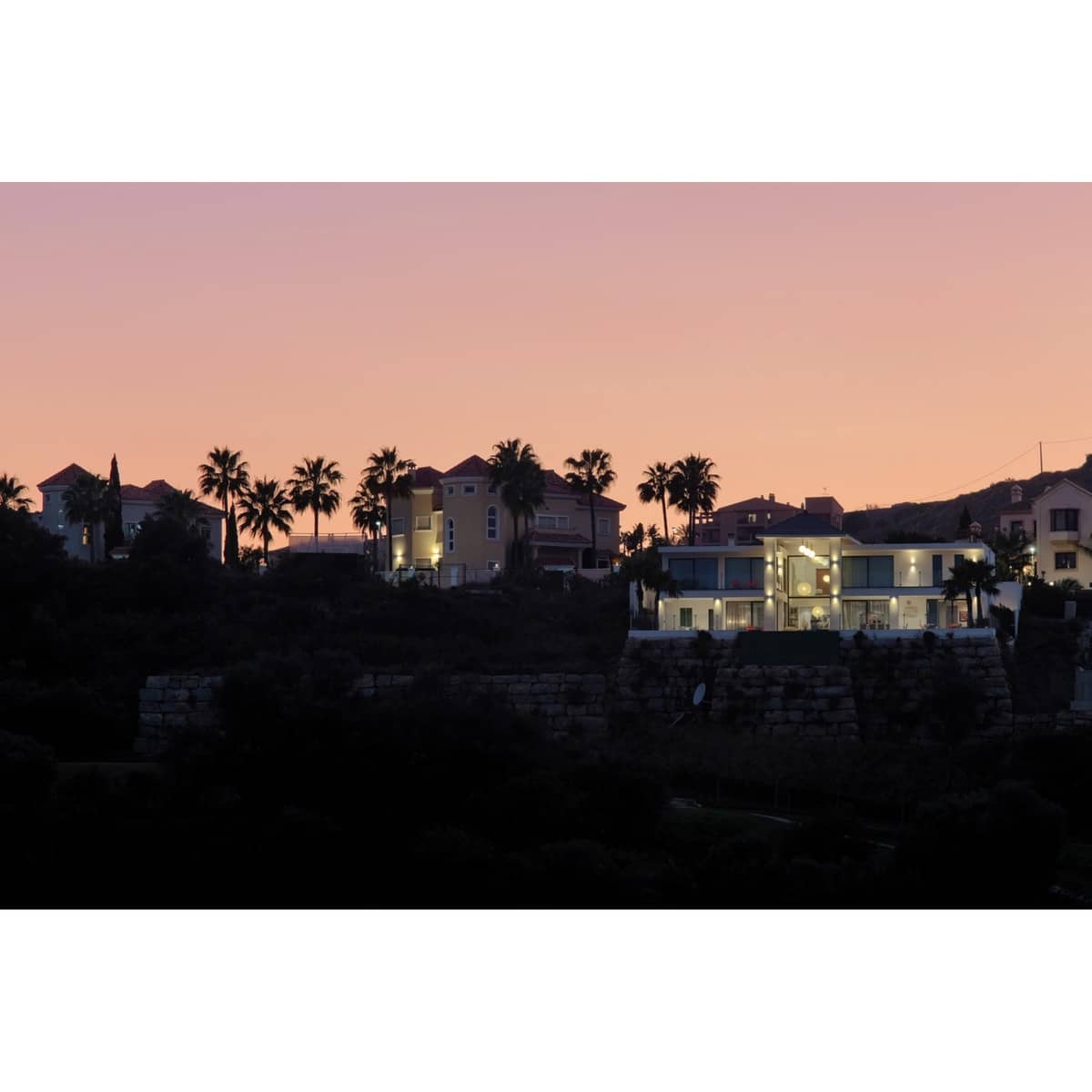 4 Zimmer Villa zu verkaufen in Benahavis mit Pool Garage - 2.875.000 € (Ref: 9553937)